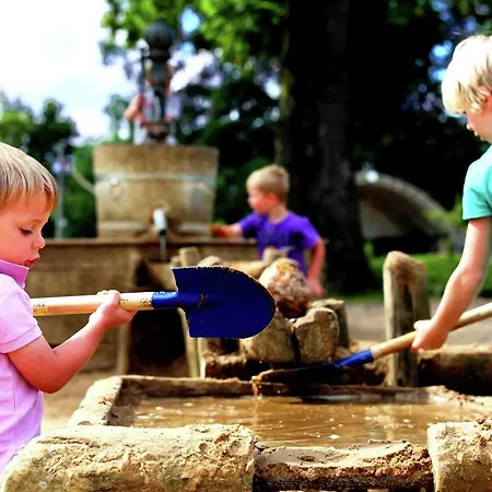 בית נופש Holiday De Twee Bruggen 2 ווינטרסווייק